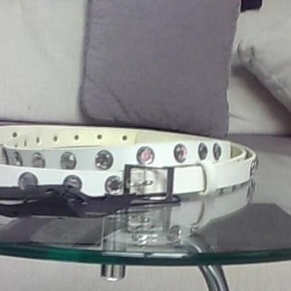 NWT Vintage  RARE 2000s GF Ferré thin belt with buttons. main image 4